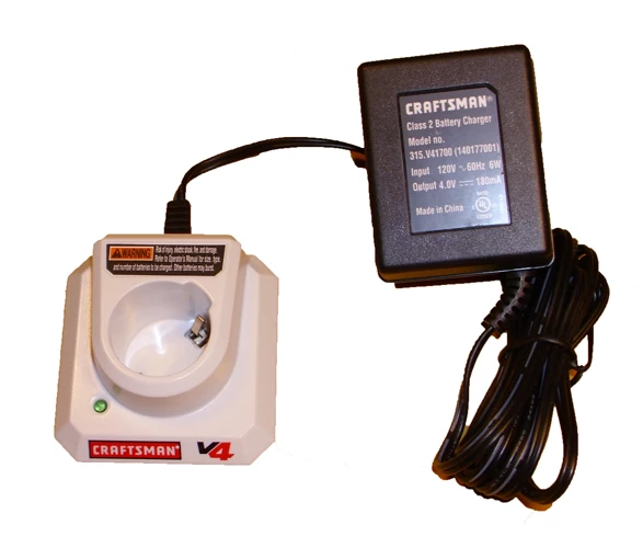 Craftsman V4 Li-on 4v 10-12hr Charger # 140177001 2 Craftsman V4 Li-on 4v 10-12hr Charger # 140177001 - Image 2